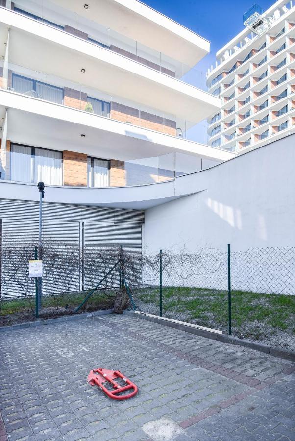 Apartamenty Promenada Z Tarasem I Parkingiem - Apartamenty Na Wyspie سفينويتشي المظهر الخارجي الصورة