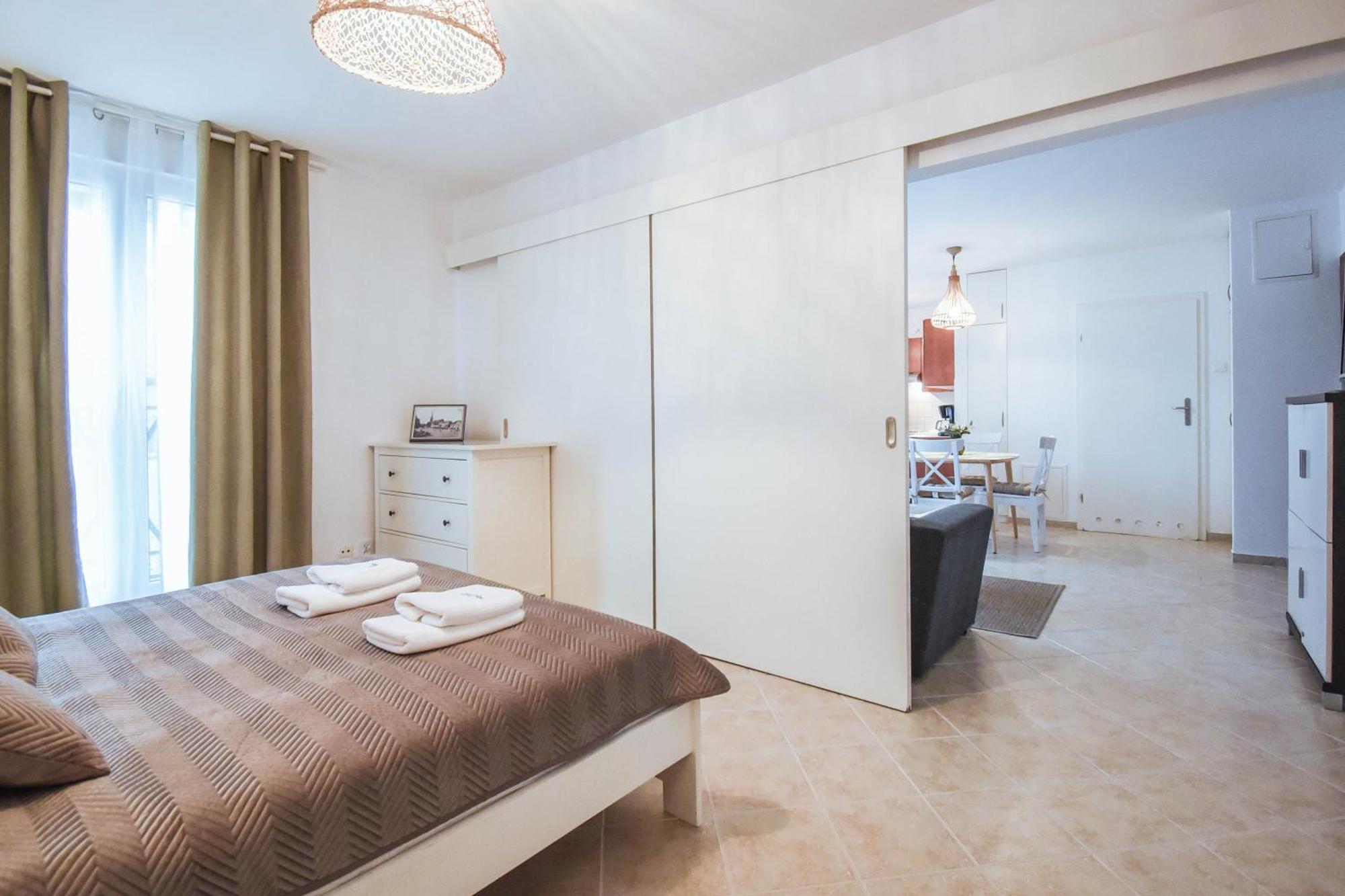 Apartamenty Promenada Z Tarasem I Parkingiem - Apartamenty Na Wyspie سفينويتشي المظهر الخارجي الصورة