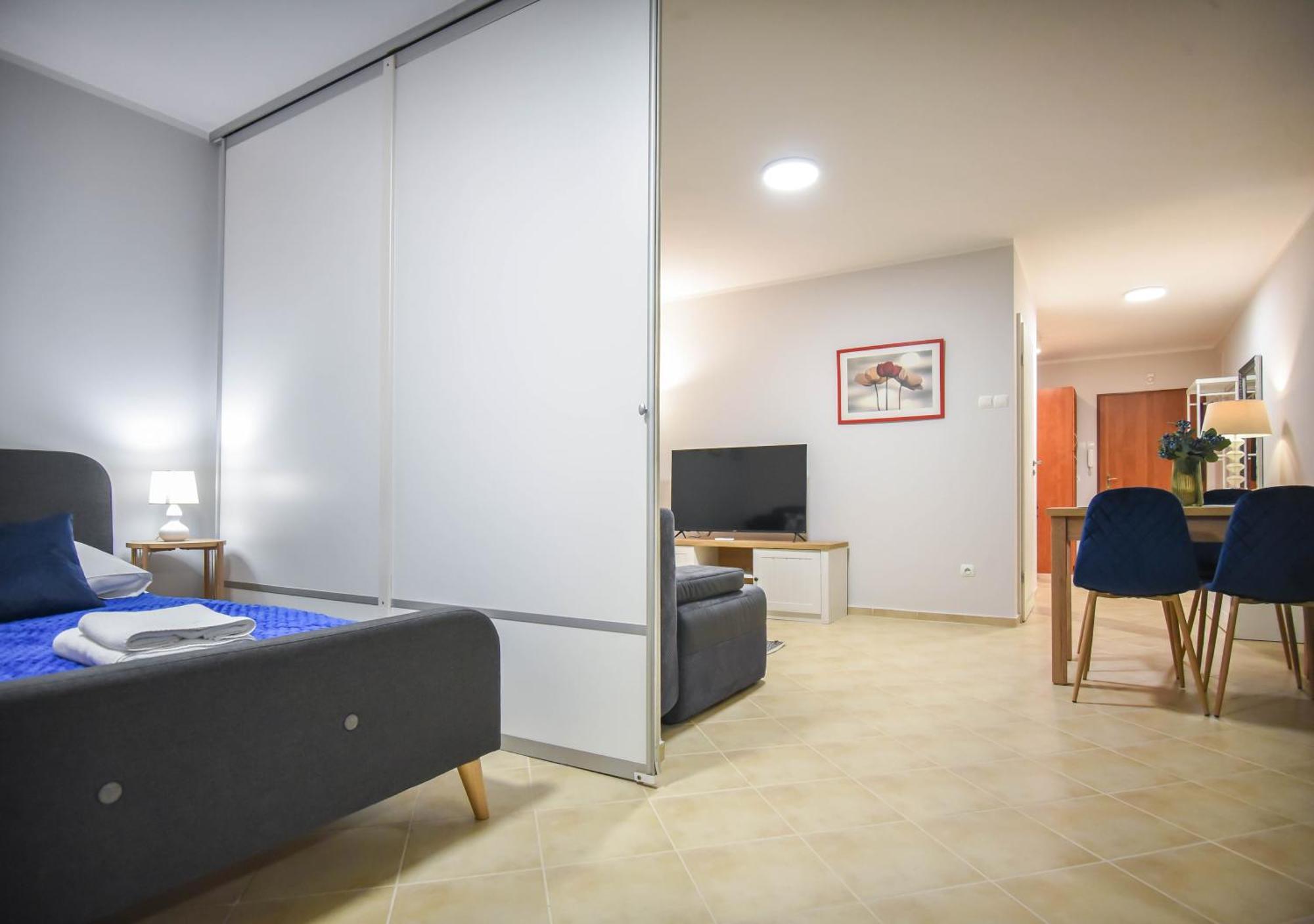 Apartamenty Promenada Z Tarasem I Parkingiem - Apartamenty Na Wyspie سفينويتشي المظهر الخارجي الصورة
